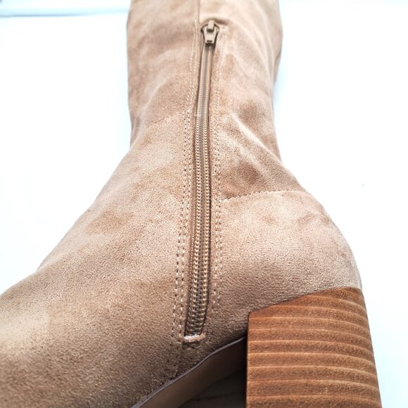 Dolce Veta Suede Boots - Size 7 - Picture 10 of 14
